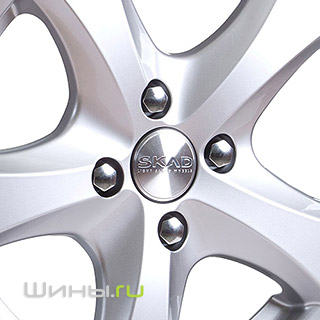 Skad  2 (Silver) R14 5.5j 4x100 ET35.0